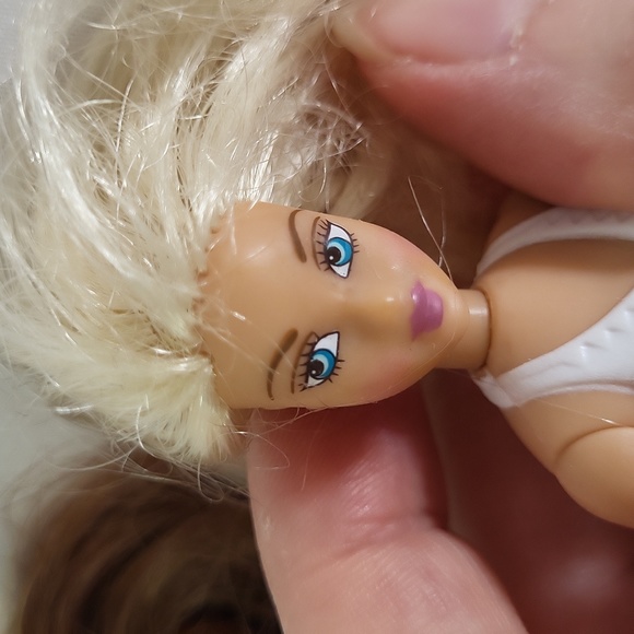 My Scene Barbie Mini Dolls 2004 Dolls set of 8 Used Condition - Picture 7 of 17